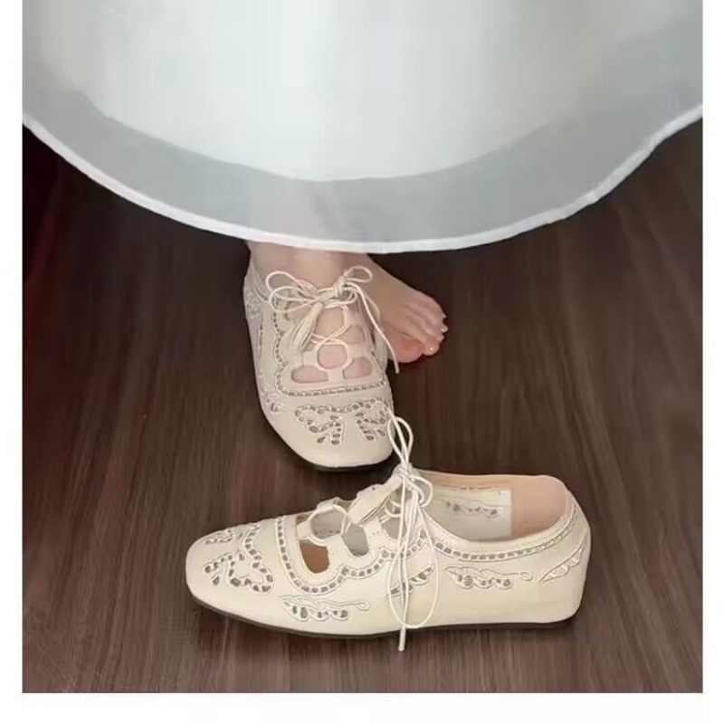 French Lace-Up 2026 Spring Squ - Women'S Fashion For Summer 2026 recension och pris