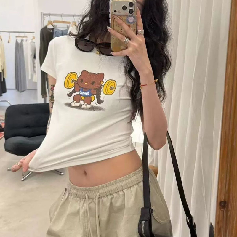 Sanrio Summer Hotties Hello Ki - Women'S Fashion From The 60S recension och pris