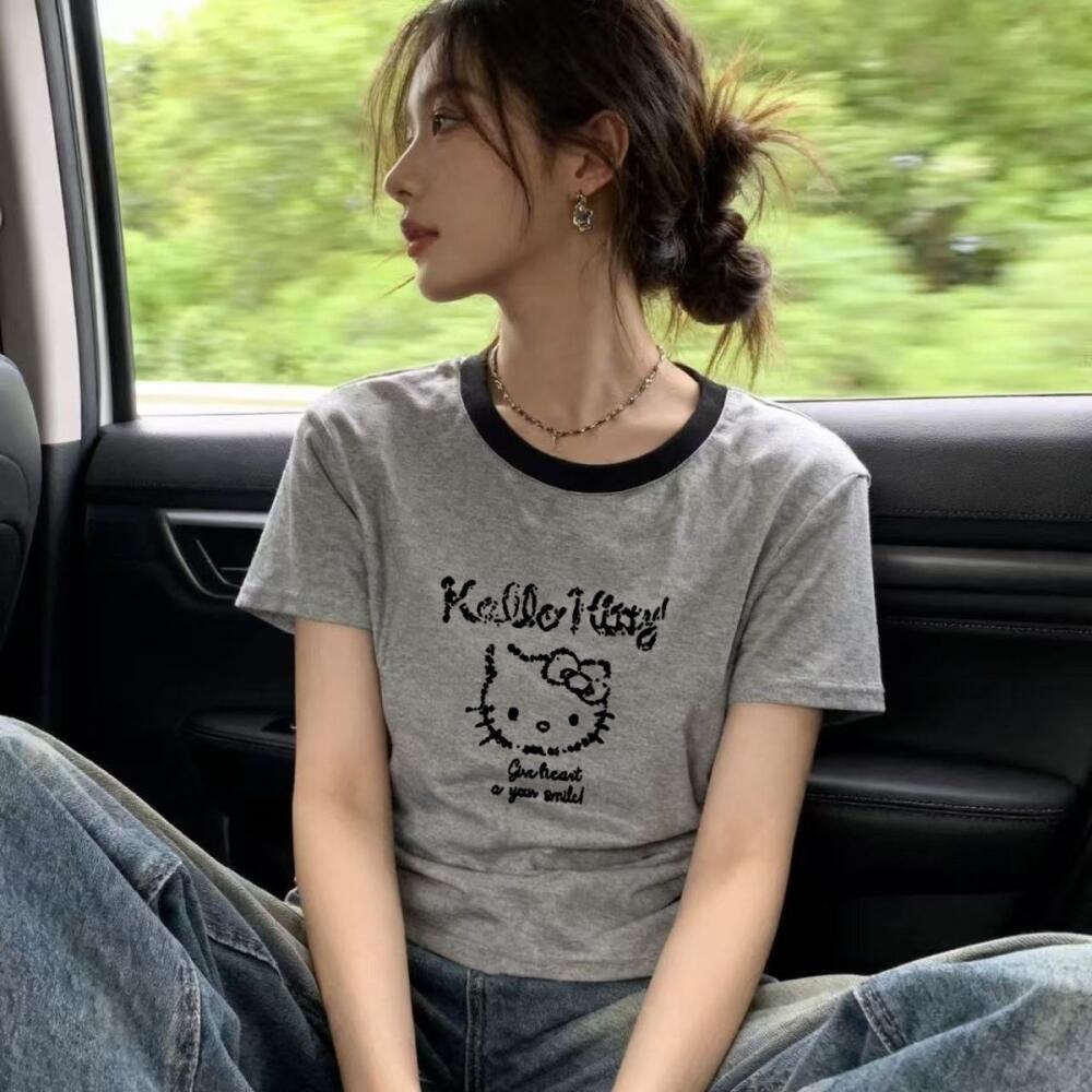 Hello Kitty Cotton Short Sleev - Women'S Fashion From The 60S recension och pris