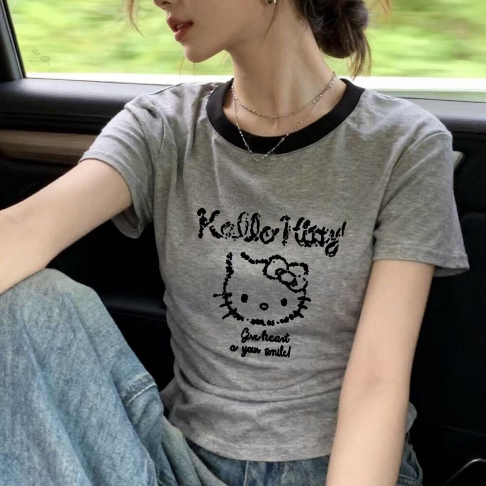 Hello Kitty Cotton Short Sleev - Women'S Fashion From The 60S recension och pris