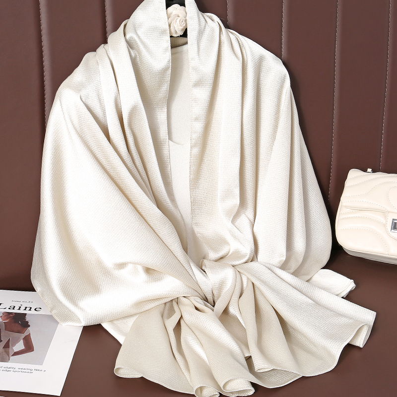 Shiny Satin Muslim Hijab for W - Women Fashion Wear recension och pris