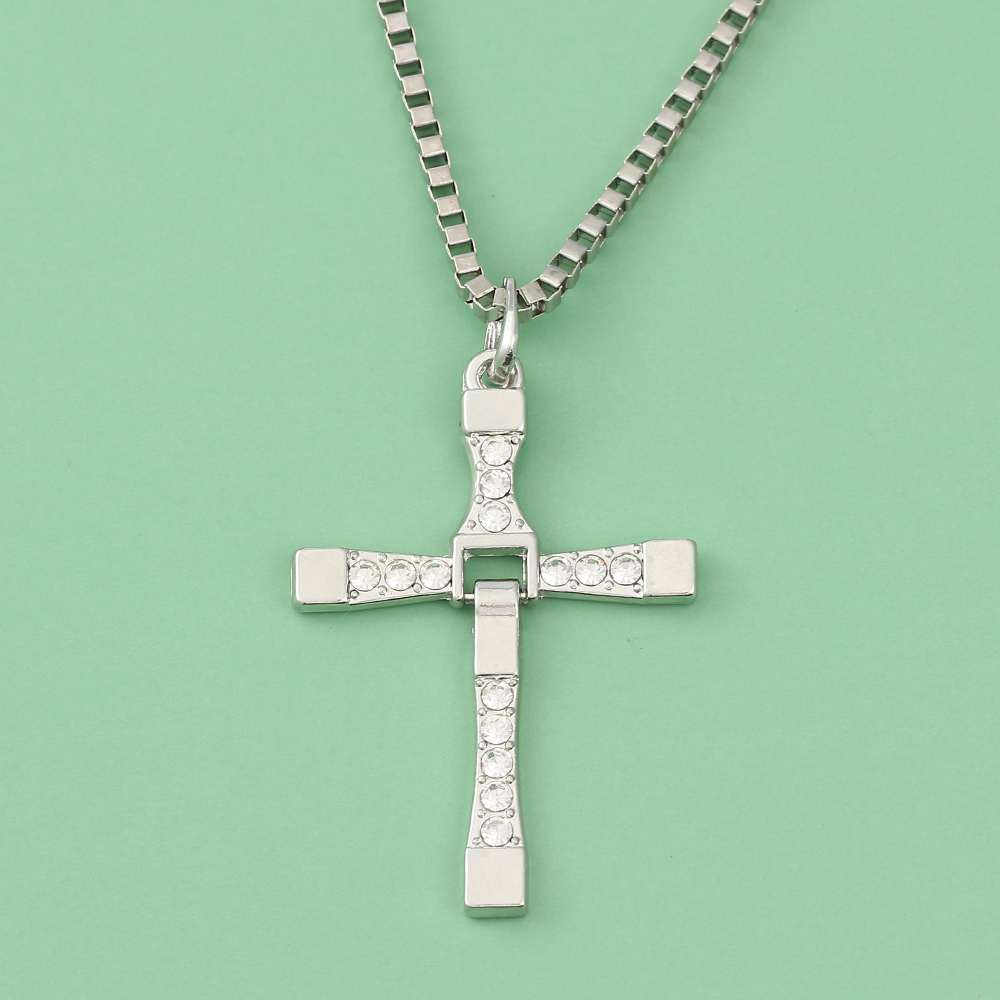 Fashion Punk Rhinestone Cross  - Women Fashion Necklace recension och pris