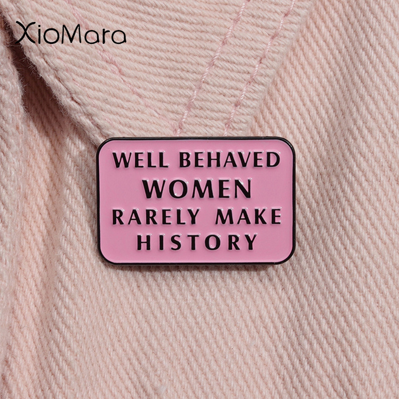 Well Behaved Women Rarely Make - Women Fashion History recension och pris